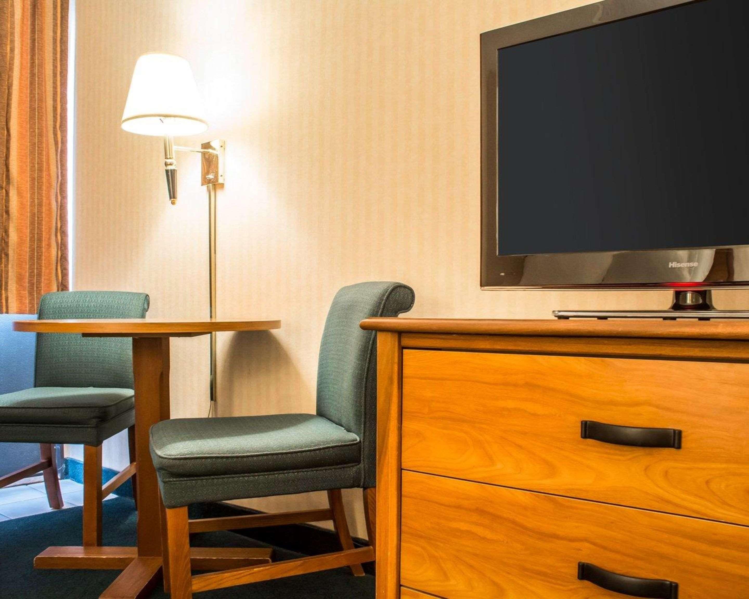 Comfort Inn Binghamton I-81 Екстер'єр фото