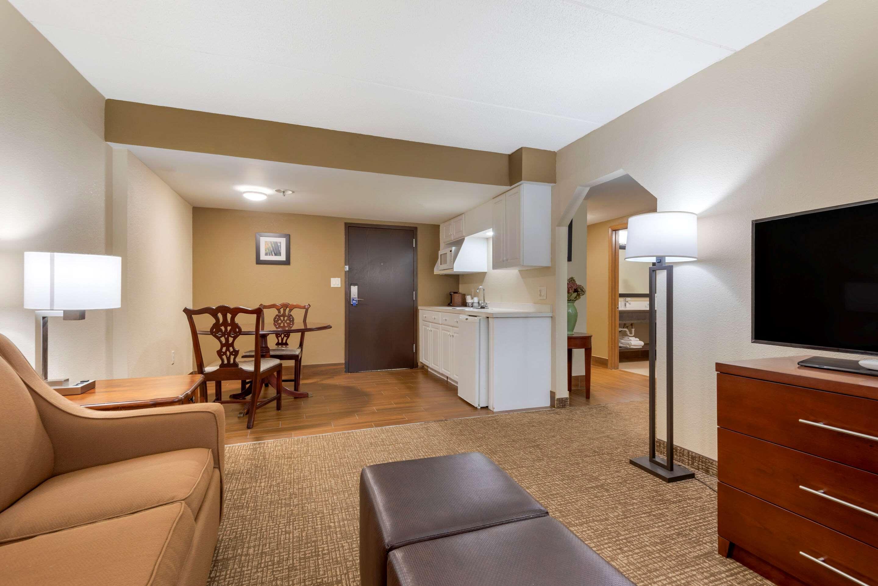 Comfort Inn Binghamton I-81 Екстер'єр фото